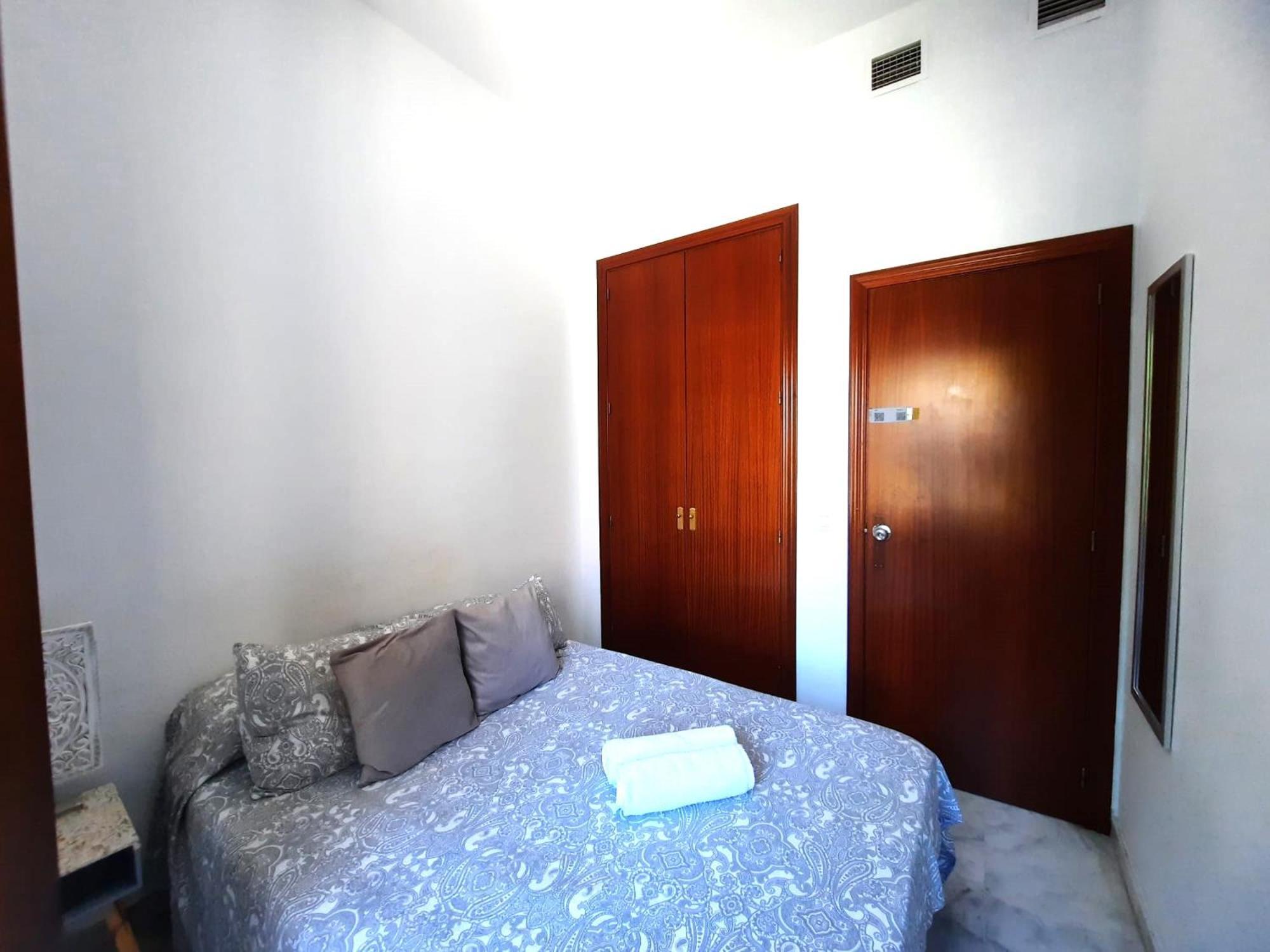 Budget & Lovely Rooms Las Setas Siviglia Esterno foto