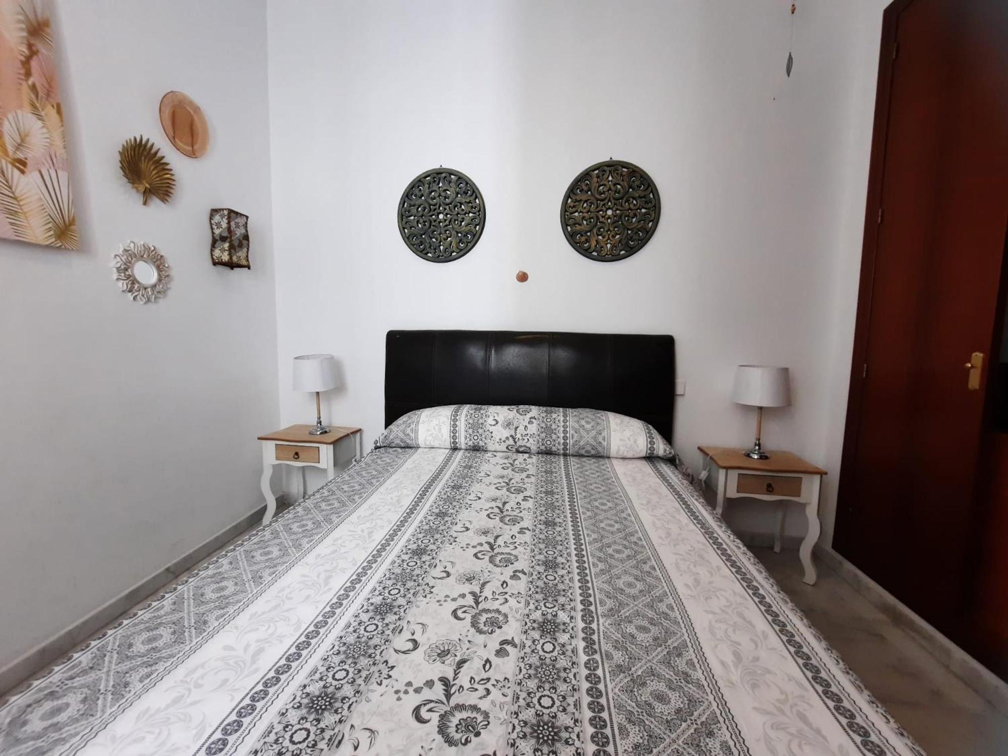 Budget & Lovely Rooms Las Setas Siviglia Esterno foto